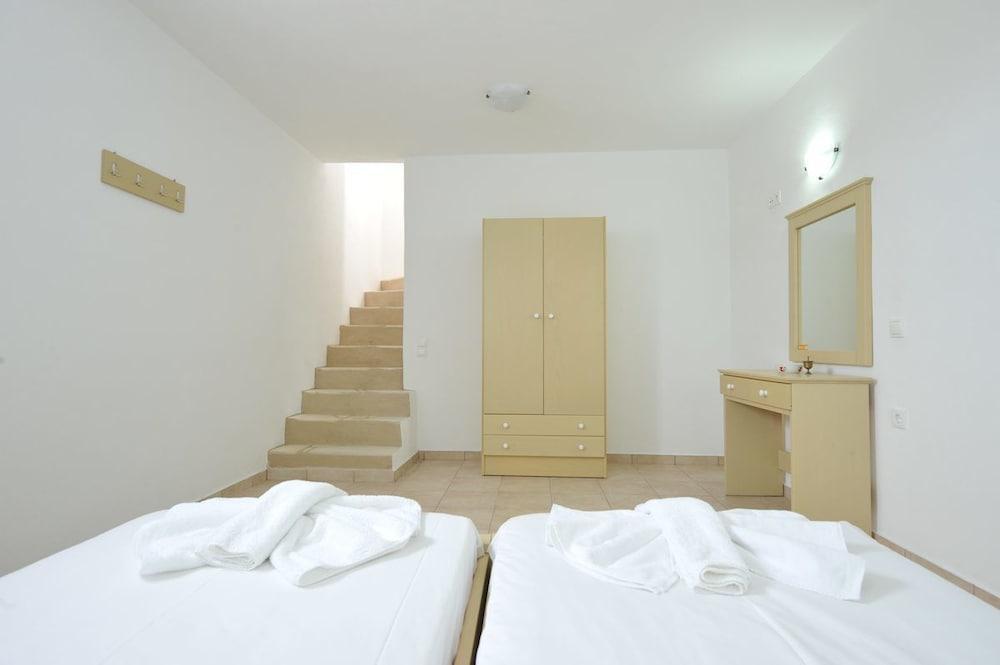 Captain Apartments Paros 纳乌萨 外观 照片