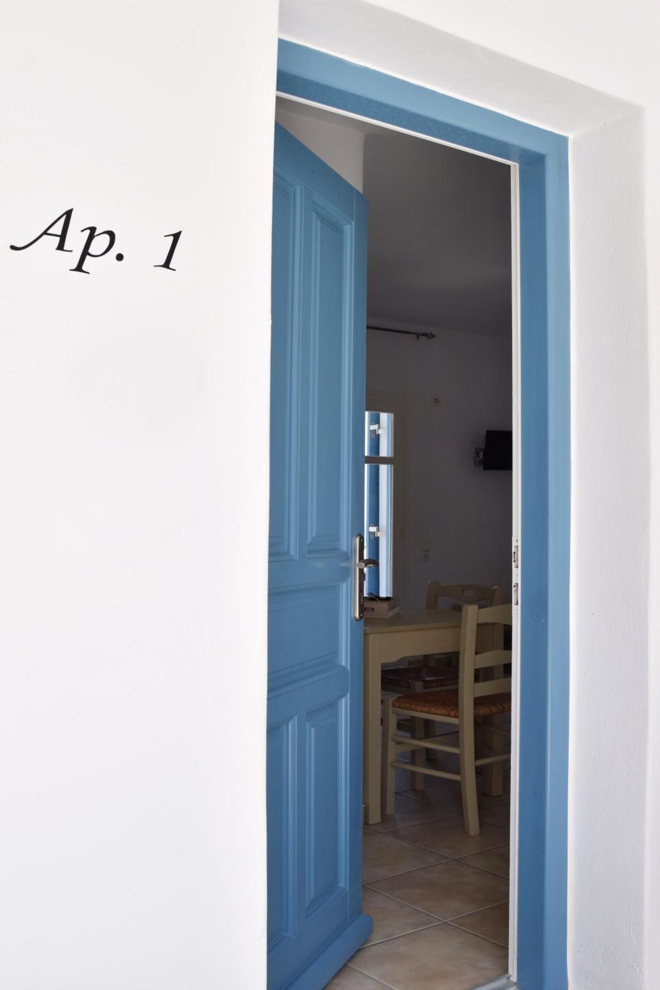 Captain Apartments Paros 纳乌萨 客房 照片